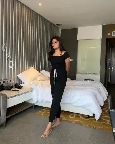 Call Girls Himayatnagar Cash On Delivery
